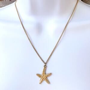 Accessocraft NYC Gold Tone Nautical Starfish Pendant Necklace 18" Dainty Vintage